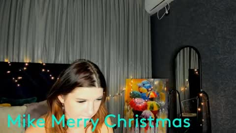 Snapshot of roseblanche2k chatting on December 26, 2024, 2:12 am Florin online show from December 26, 2024, 2:12 am
