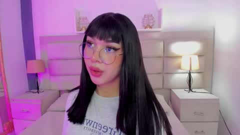 Rose online show from February 20, 2025, 2:13 pm