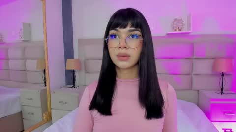 Rose online show from February 26, 2025, 4:56 pm