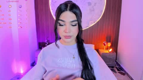 Snapshot of rosecassie chatting on May 30, 2026, 12:57 pm Rose online show from May 30, 2026, 12:57 pm