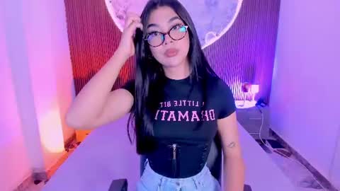 Snapshot of rosecassie chatting on June 22, 2026, 2:03 pm Rose online show from June 22, 2026, 2:03 pm