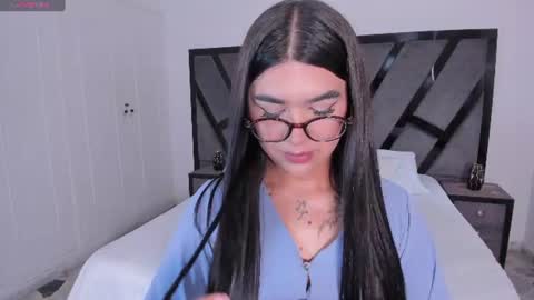 Snapshot of rosecassie chatting on July 6, 2026, 12:46 pm Rose online show from July 6, 2026, 12:46 pm