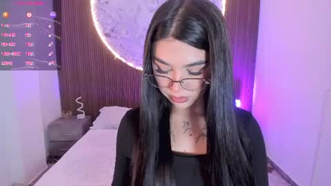 Snapshot of rosecassie chatting on July 16, 2026, 1:17 pm Rose online show from July 16, 2026, 1:17 pm