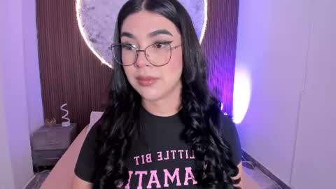 Snapshot of rosecassie chatting on July 18, 2026, 12:42 pm Rose online show from July 18, 2026, 12:42 pm