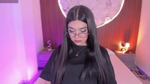 Snapshot of rosecassie chatting on July 21, 2026, 2:08 pm Rose online show from July 21, 2026, 2:08 pm