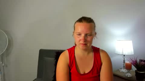 Snapshot of rosehypnotic chatting on May 20, 2026, 5:30 pm Rose online show from May 20, 2026, 5:30 pm