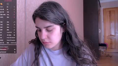Snapshot of roselina_ chatting on January 21, 2025, 11:46 am Rose online show from January 21, 2025, 11:46 am