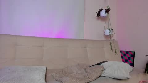 Snapshot of roselinedior chatting on January 30, 2025, 4:02 pm Lyla OF roselinedior online show from January 30, 2025, 4:02 pm