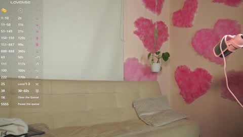 Snapshot of roselinedior chatting on March 5, 2025, 2:12 pm Lyla OF roselinedior online show from March 5, 2025, 2:12 pm