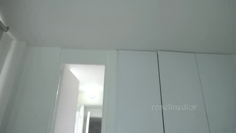 Lyla OF roselinedior online show from November 10, 2025, 3:44 pm