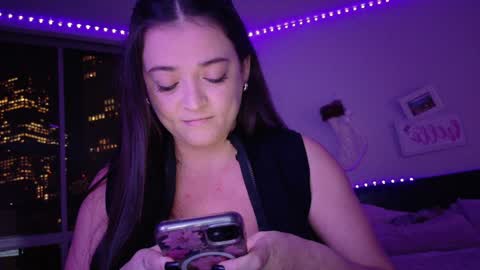 Rose Taylor online show from December 18, 2024, 2:21 am