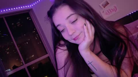 Rose Taylor online show from December 18, 2024, 6:43 am