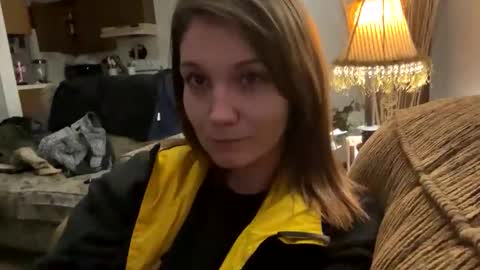 rosewillow33 online show from February 17, 2026, 7:49 am