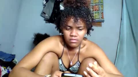 Snapshot of rosia22 chatting on September 21, 2025, 2:19 pm rosia22 online show from September 21, 2025, 2:19 pm