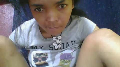 rosia685234 online show from March 6, 2025, 5:43 pm