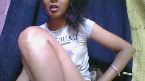 rosia685234 online show from September 21, 2025, 7:43 am