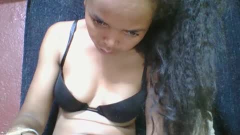 rosia685234 online show from February 12, 2026, 6:25 pm