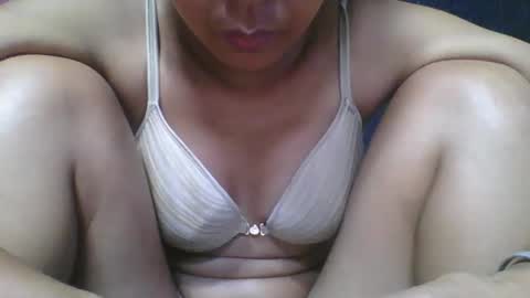 rosia685234 online show from March 14, 2026, 8:03 pm