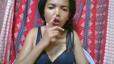 Snapshot of rosia685234 chatting on May 17, 2026, 2:20 am rosia685234 online show from May 17, 2026, 2:20 am