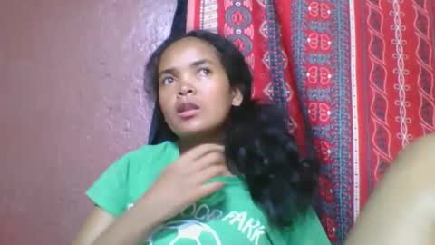 Snapshot of rosia685234 chatting on May 19, 2026, 4:24 pm rosia685234 online show from May 19, 2026, 4:24 pm