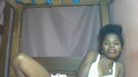 Snapshot of rosiahot1 chatting on February 20, 2025, 8:14 pm rosia online show from February 20, 2025, 8:14 pm