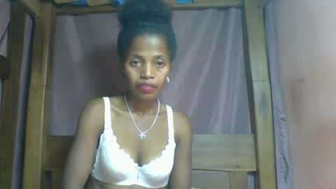 Snapshot of rosiahot1 chatting on February 21, 2025, 1:55 pm rosia online show from February 21, 2025, 1:55 pm