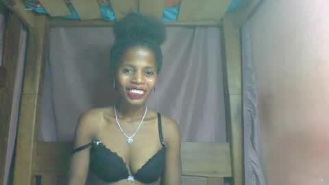Snapshot of rosiahot1 chatting on February 25, 2025, 3:27 pm rosia online show from February 25, 2025, 3:27 pm