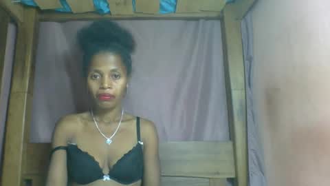 Snapshot of rosiahot1 chatting on February 26, 2025, 7:42 am rosia online show from February 26, 2025, 7:42 am