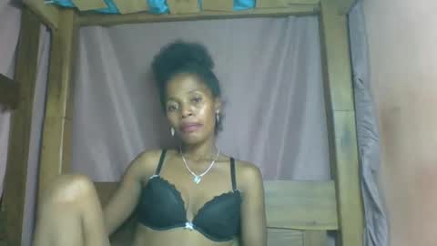 Snapshot of rosiahot1 chatting on February 26, 2025, 10:53 pm rosia online show from February 26, 2025, 10:53 pm