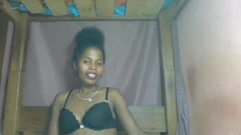 Snapshot of rosiahot1 chatting on March 1, 2025, 10:13 am rosia online show from March 1, 2025, 10:13 am