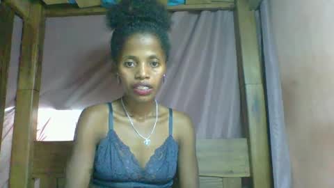 Snapshot of rosiahot1 chatting on March 2, 2025, 9:31 am rosia online show from March 2, 2025, 9:31 am