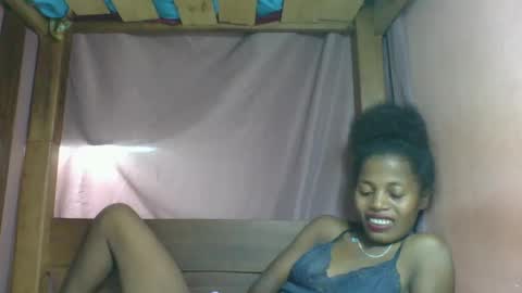 Snapshot of rosiahot1 chatting on March 4, 2025, 12:44 pm rosia online show from March 4, 2025, 12:44 pm