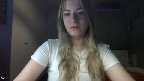 Rosie online show from November 19, 2025, 8:14 am