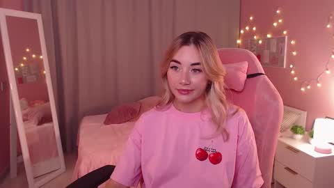 Rosie online show from November 12, 2025, 1:06 am