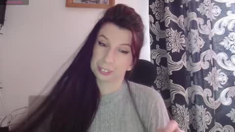 RosieHayes online show from December 14, 2025, 11:15 am