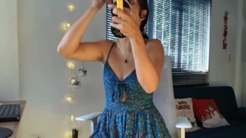 Ross BakerHot online show from December 20, 2024, 1:11 pm