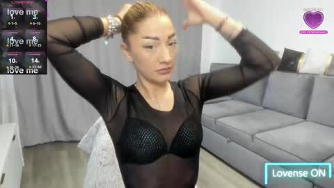 Snapshot of rossana_doll chatting on February 24, 2026, 7:17 am Rossa online show from February 24, 2026, 7:17 am