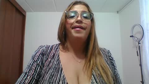 Rossana  online show from December 19, 2024, 10:32 pm