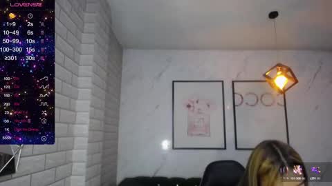 rosse jeane v online show from January 15, 2025, 1:31 pm