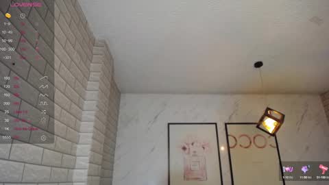 rosse jeane v online show from February 28, 2025, 1:14 pm