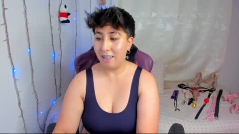 ROSSE DEMOND  online show from March 17, 2026, 9:40 pm