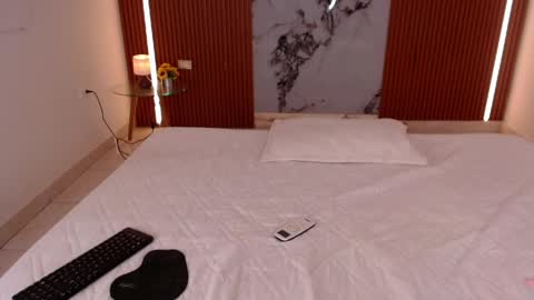 Rossi Hill online show from April 5, 2026, 12:24 pm