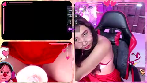 Snapshot of rossiegames chatting on July 22, 2026, 3:04 pm Rossie online show from July 22, 2026, 3:04 pm