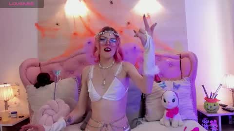 rossiie_hunt_ online show from October 31, 2025, 8:10 pm