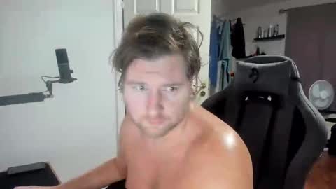 Snapshot of rostungurinn chatting on November 26, 2025, 7:20 am Rostungur online show from November 26, 2025, 7:20 am