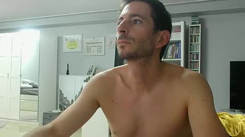 roubarixx online show from September 19, 2025, 7:32 am