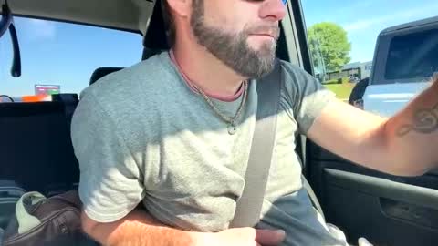 roughrider2569303815 online show from June 3, 2026, 2:08 pm