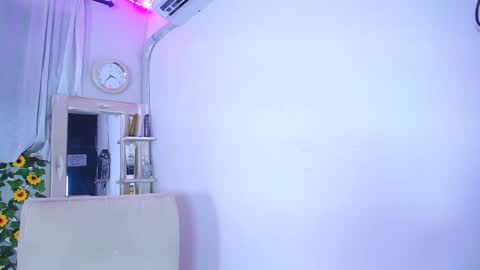 Snapshot of rous_25 chatting on December 21, 2024, 12:49 pm rous_25 online show from December 21, 2024, 12:49 pm