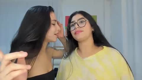 Snapshot of rous_and_sweet chatting on October 4, 2025, 4:21 am Rous and Sweet online show from October 4, 2025, 4:21 am