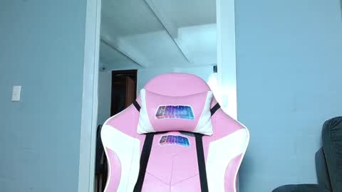 Snapshot of rousebonnett chatting on December 11, 2024, 7:46 pm ROUSE  online show from December 11, 2024, 7:46 pm